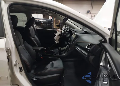 2022 Subaru Crosstrek Limited из США, поврежденный, VIN JF2GTHNC9N8203776